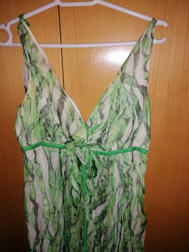 Vestido de fiesta verde y blanco