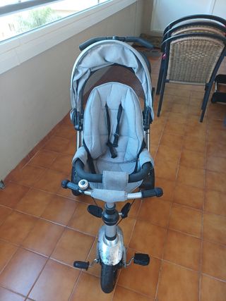 Triciclo para bebé