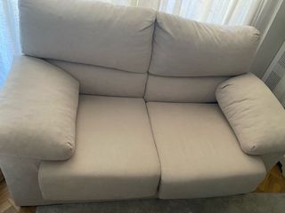Sofá de 2 plazas beige
