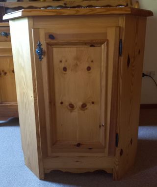 Angolare in legno pino cirmolo