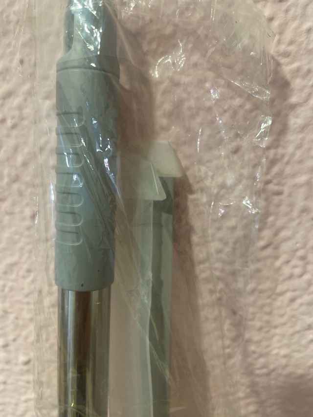 Scopa lavapavimenti multifunzione con manico