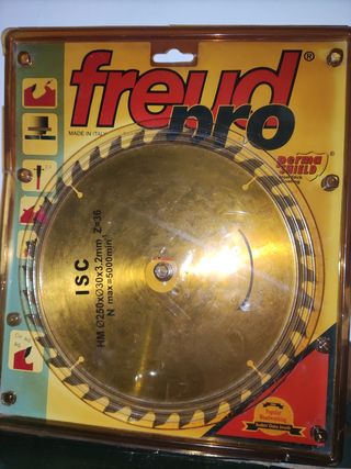 Disco de corte Freud Pro HM 250x30x3.2mm Z=36