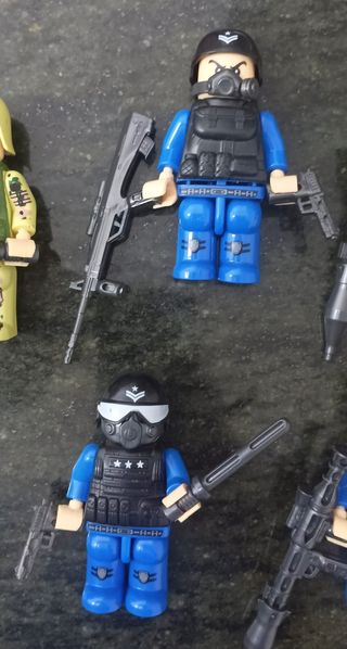 Pack Figuras Lego Policía y Ejército