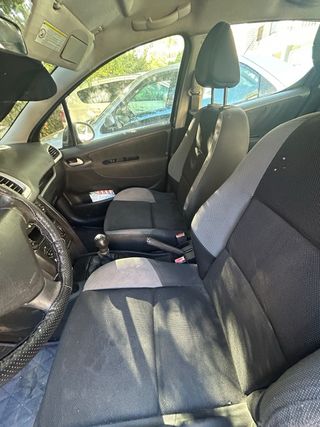 Peugeot 207 2009