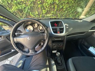 Peugeot 207 2009