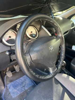 Peugeot 207 2009