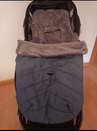 Carro de bebé + sacos