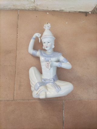 Figura de Buda de porcelana