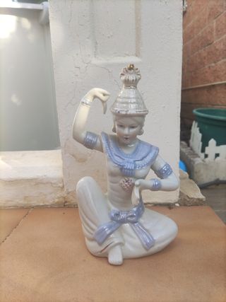 Figura de Buda de porcelana