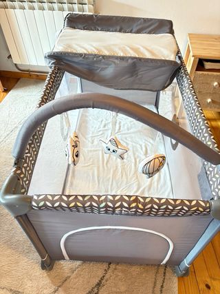 Cuna de viaje plegable