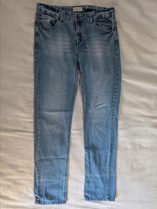 Jeans Brotes Azul Claro Desgastado