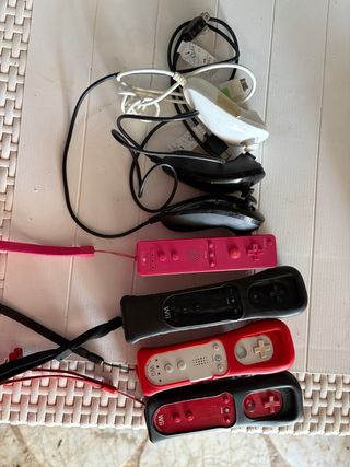 Nintendo Wii Blanca con Accesorios
