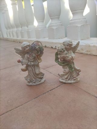 2 angelitos decorativos