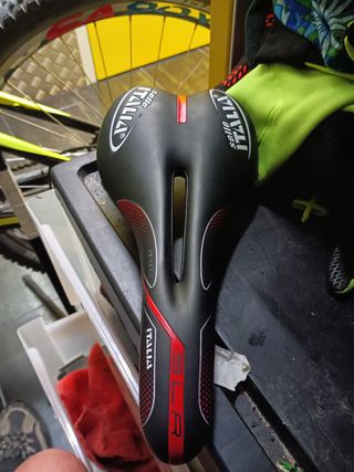 Sillín Selle Italia Negro/Rojo