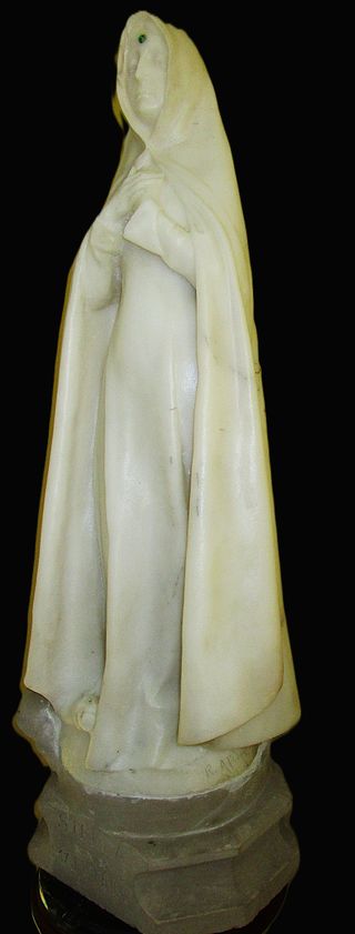 Mármol de RAFAEL ATCHÉ I FARRÉ Barcelona 1854-1923