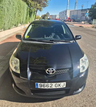 Toyota Auris 2009