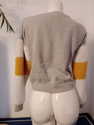 Sudadera Bershka mangas calentitas