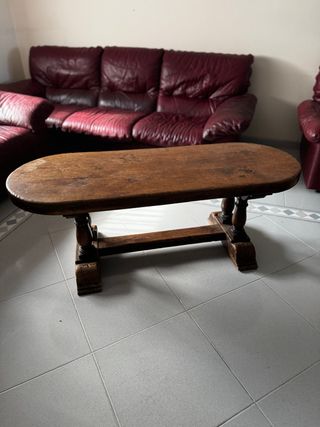 Mesita de comedor de madera