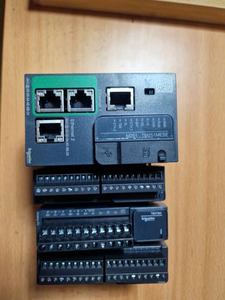 Controlador Modicon M251 TM251MESE