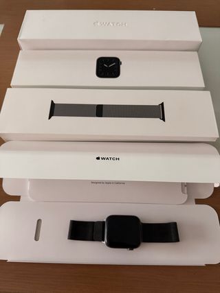 Apple Watch Serie 5 GPS+Celular Gris Espacial 44mm