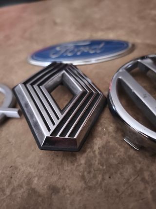 Lote 4 Emblemas Coches Vintage: Ford, VW, Opel, Re