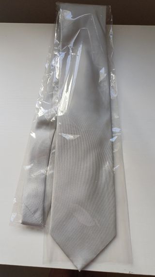 Corbata Enzo Romano Ceremonia Plata con etiqueta 