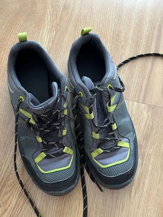 Botas de montaña talla 37
