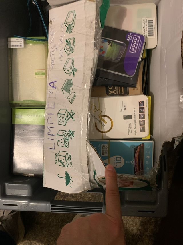 Lotes de Fundas y Cristales por liquidacion