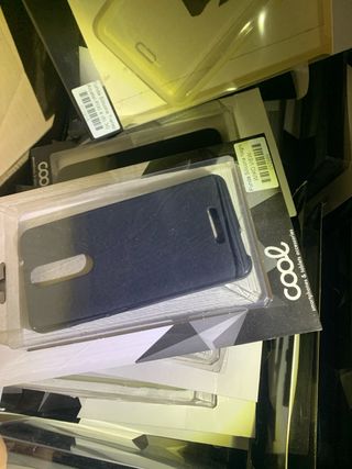 Lotes de Fundas y Cristales por liquidacion