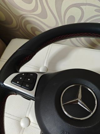 Volante AMG Mercedes Negro con Costuras Rojas