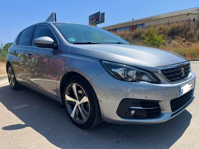 Peugeot 308 1.5DCI 130CV Allure, año 2019, Libro!!
