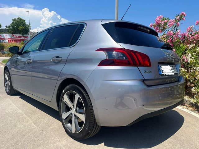 Peugeot 308 1.5DCI 130CV Allure, año 2019, Libro!!