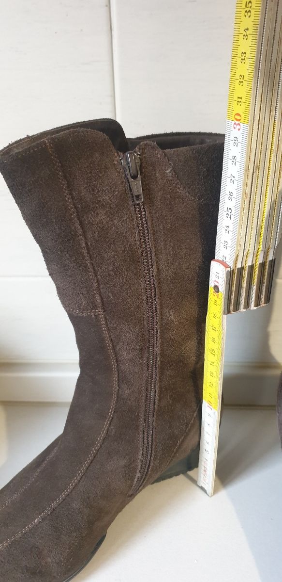 Stivali marroni con interno in lana merino