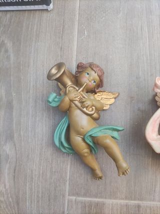 2 angelitos decorativos