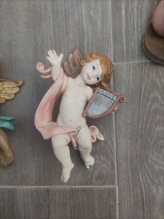 2 angelitos decorativos