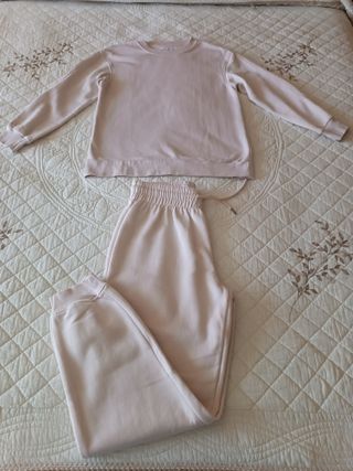 Chándal de mujer rosa