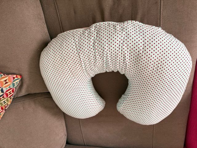 Cojín de lactancia estampado