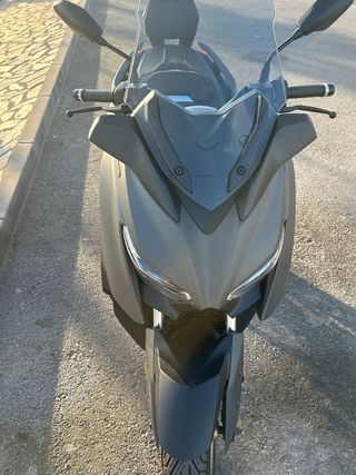 Yamaha XMAX 125cc Scooter