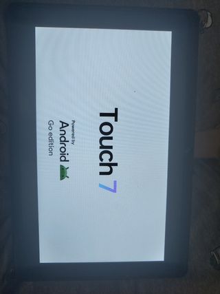 Tablet portátil negra y gris