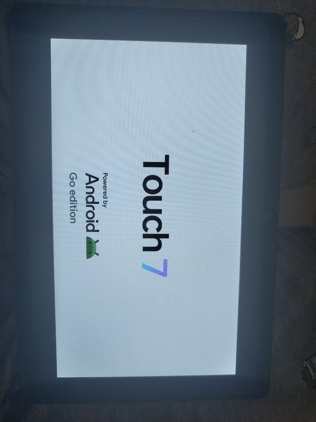 Tablet portátil negra y gris