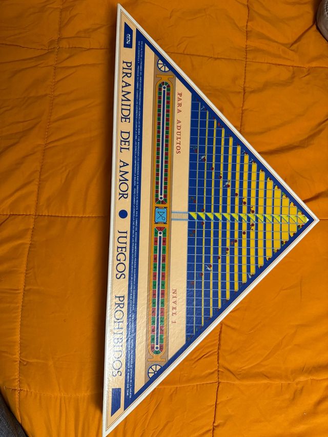 Pirámide del Amor Juegos Prohibidos