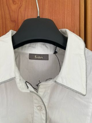 Vestido blanco con volante