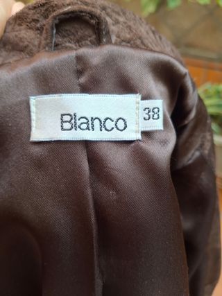 Chaqueta de piel marrón