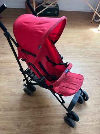 Carrito marca Chicco color Rojo