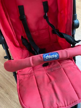 Carrito marca Chicco color Rojo