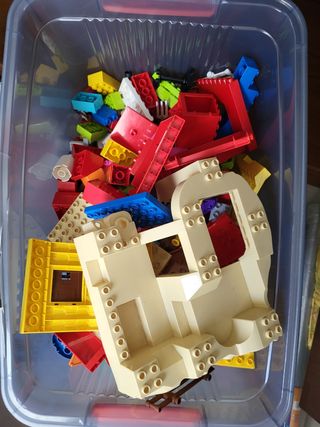 Lego Duplo pezzi misti.