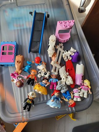 Lego Duplo pezzi misti.