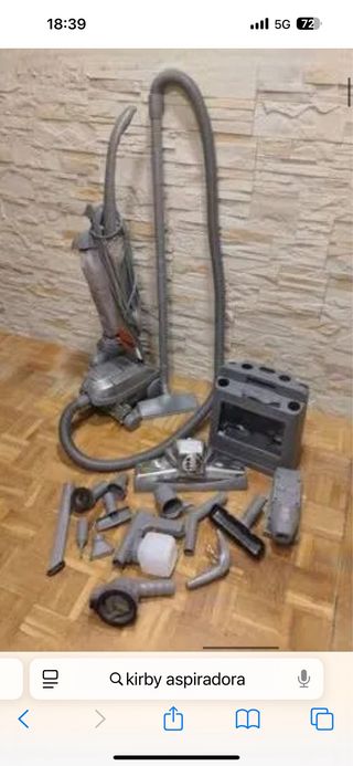 Aspiradora Kirby con accesorios