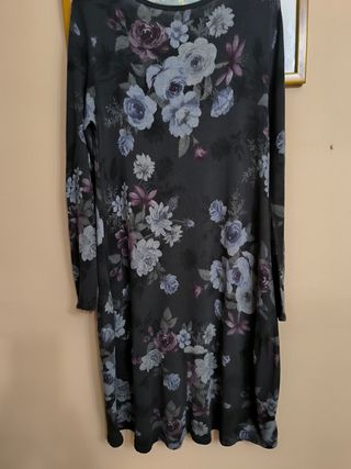 Vestido de invierno floral