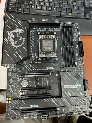 Placa Base MSI X870E GAMING PLUS WIFI#007689